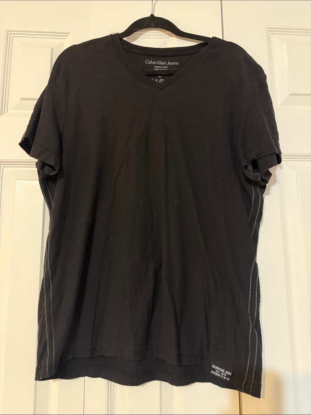 Calvin Klein Jeans Black Short-Sleeve V-Neck Tee